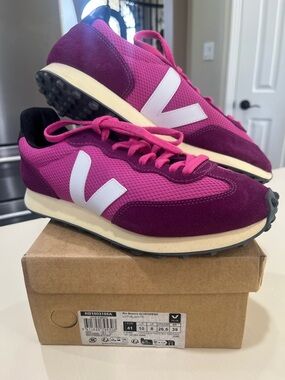Veja Women’s Pink and Burgundy Retro Runner Sneaker